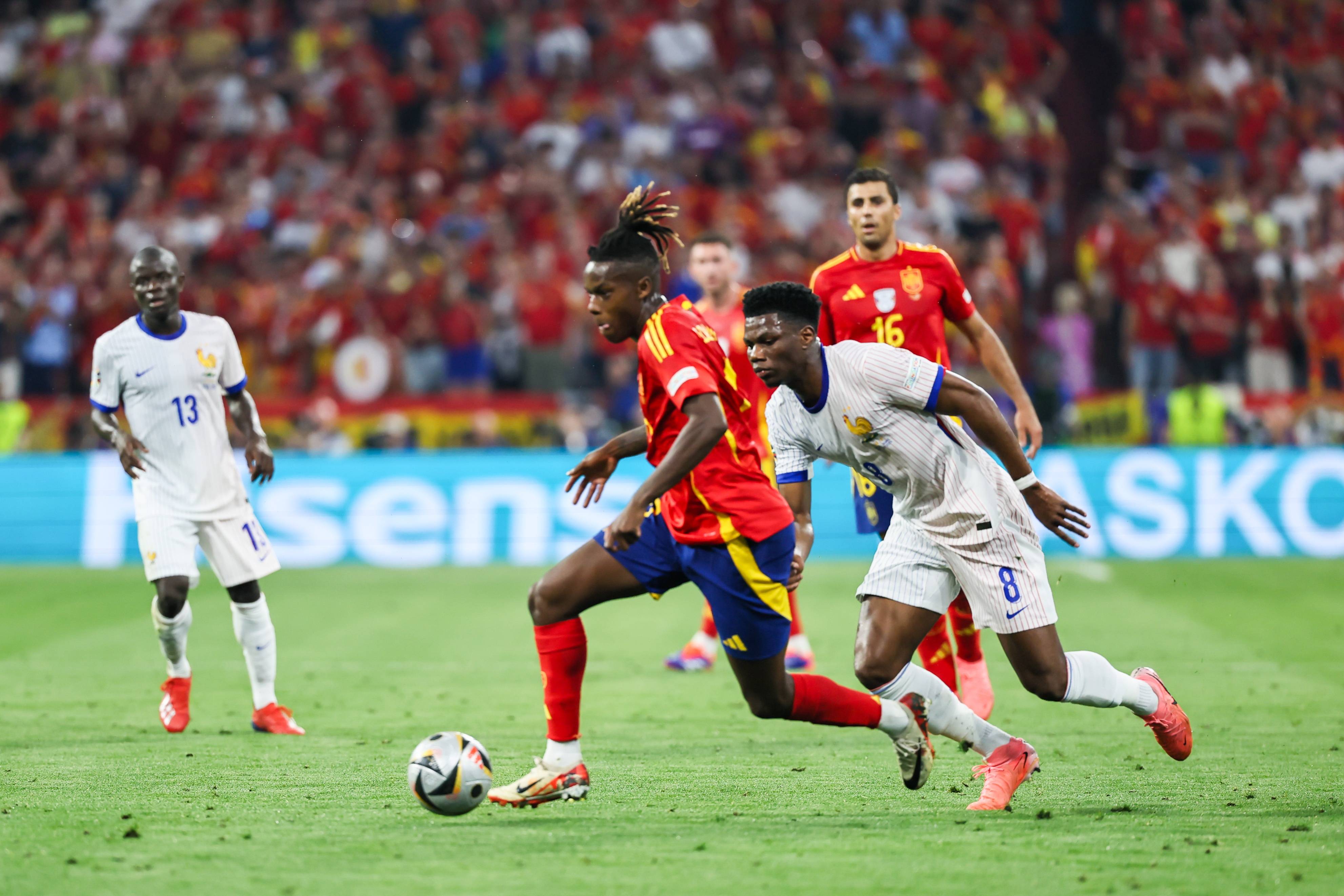 开云APP-美国逆转西班牙,范佩西一己之力扛起全队的简单介绍