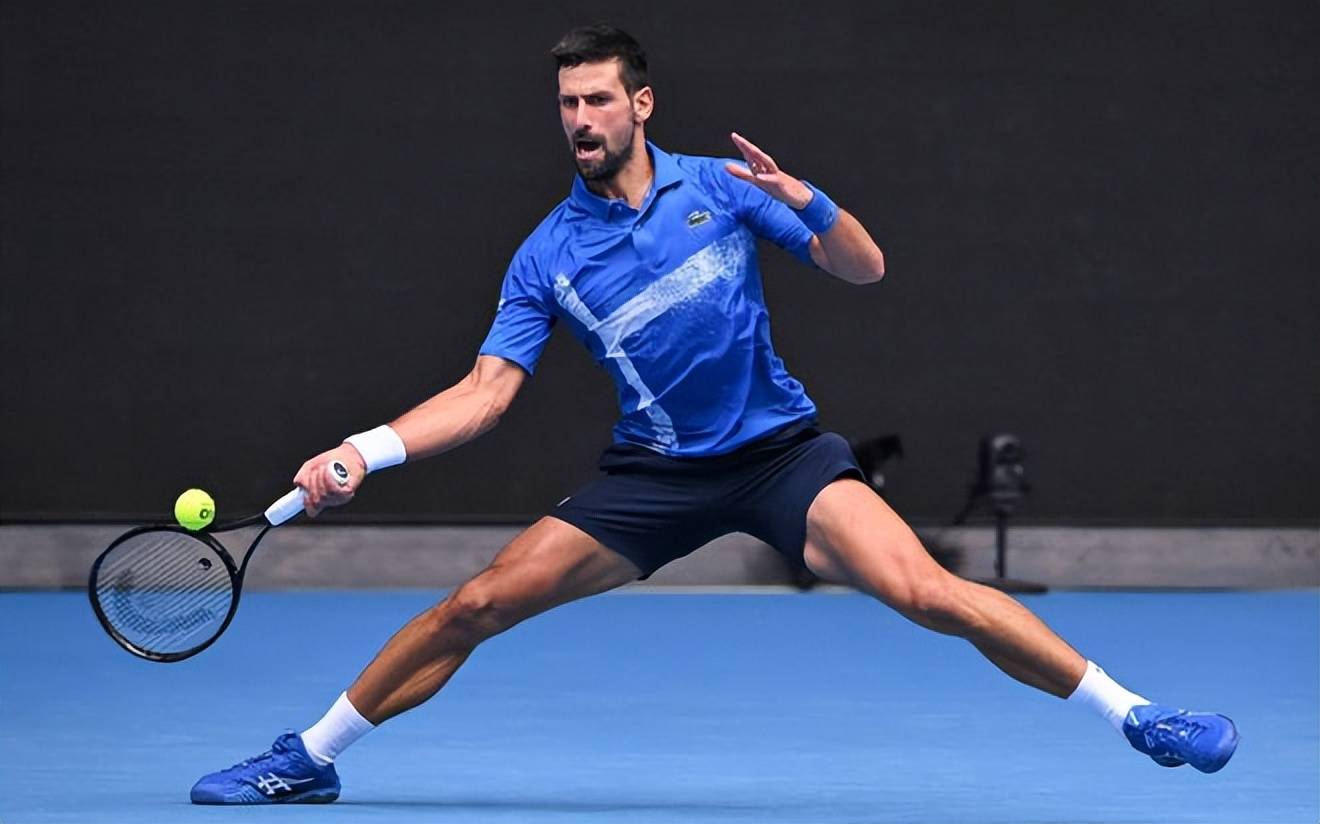 澳大利亚网球队鏖战意大利网球队,费德勒爆发神勇的简单介绍 澳大利亚网球队鏖战意大利网球队,费德勒爆发神勇的简单介绍