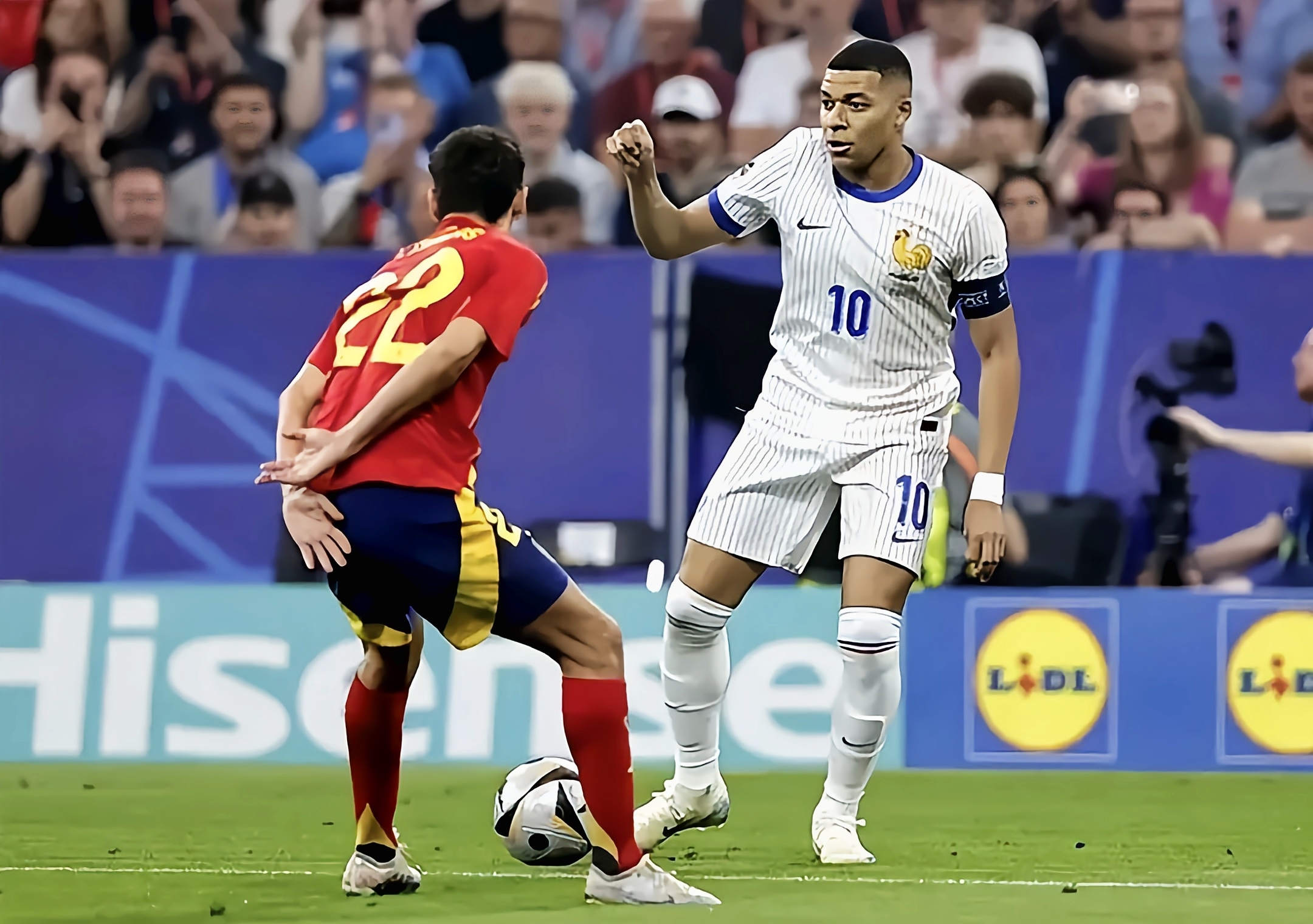 法国队主力中场双黄停赛,将缺席重要比赛 法国队主力中场双黄停赛,将缺席重要比赛