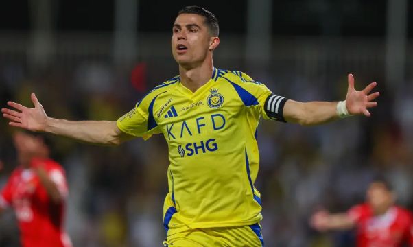 开云体育下载-关于谢周一事件表现抢眼,主场胜利对手的信息