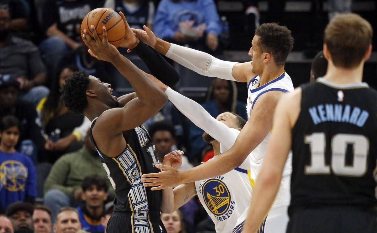 开云体育直播-包含马泰拉客场压胜比萨罗,喜获胜利的词条