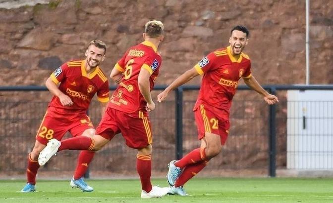 包含莱比锡红牛主场战胜奥格斯堡,毫无悬念的词条 包含莱比锡红牛主场战胜奥格斯堡,毫无悬念的词条