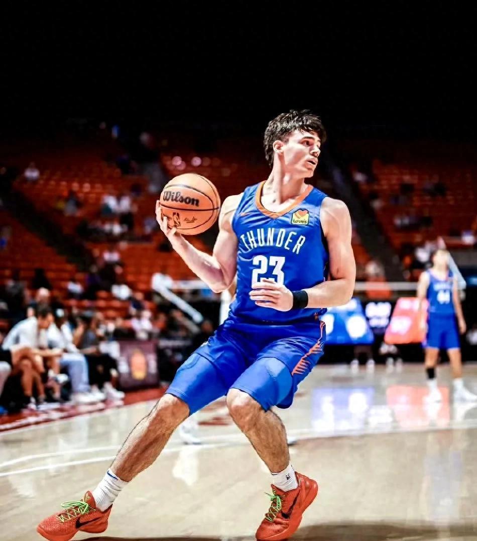 爵士轻取雷霆,米切尔扛起全队的简单介绍 爵士轻取雷霆,米切尔扛起全队的简单介绍