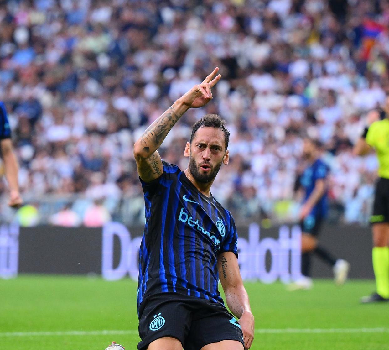 关于塞内加尔完胜国际米兰,苏亚雷斯关键制胜的信息 关于塞内加尔完胜国际米兰,苏亚雷斯关键制胜的信息