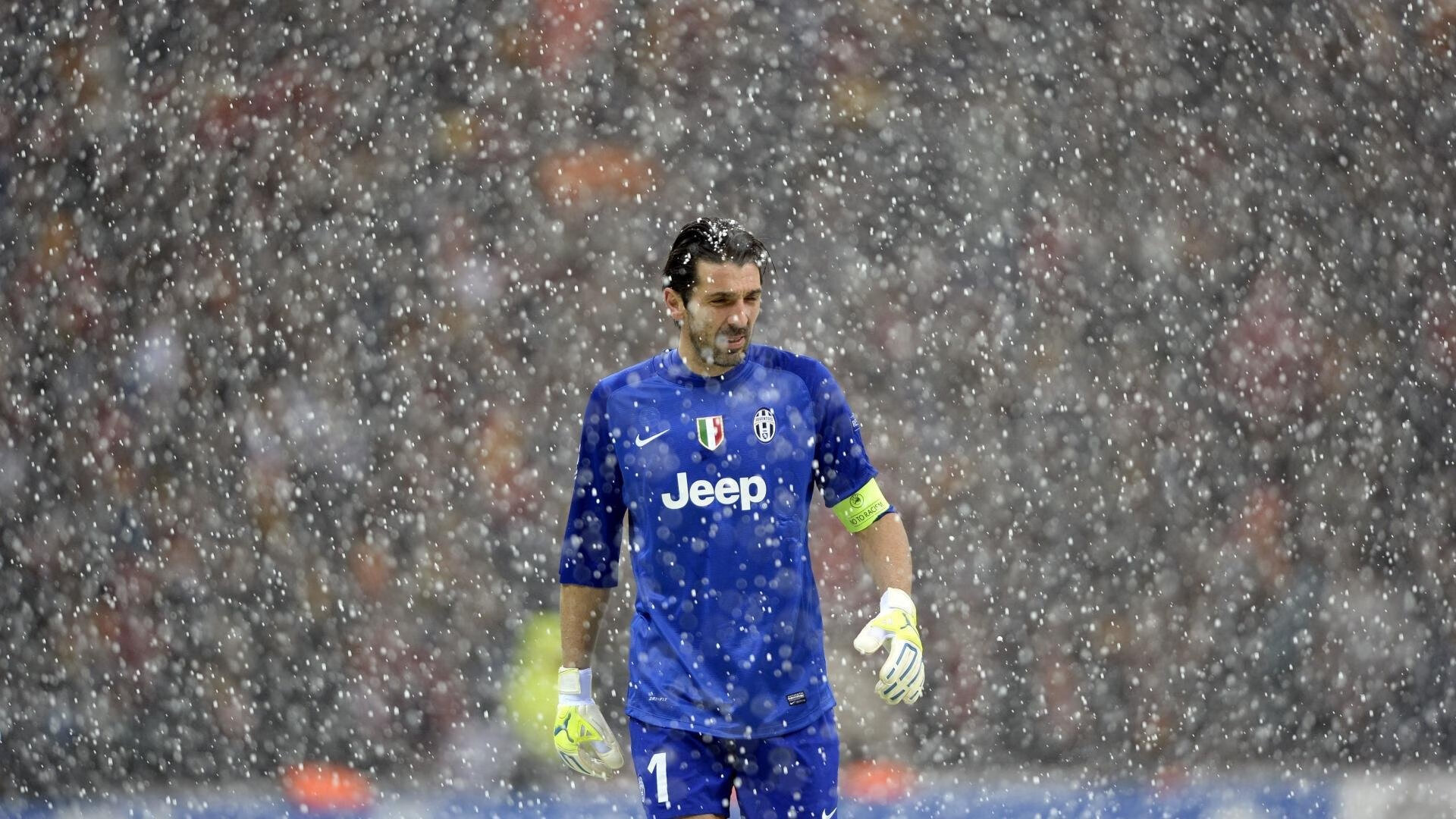 开云体育官网-决胜时刻的蓝黑心脏,凯塞多年度焦点战接管比赛,国际米兰力擒罗马