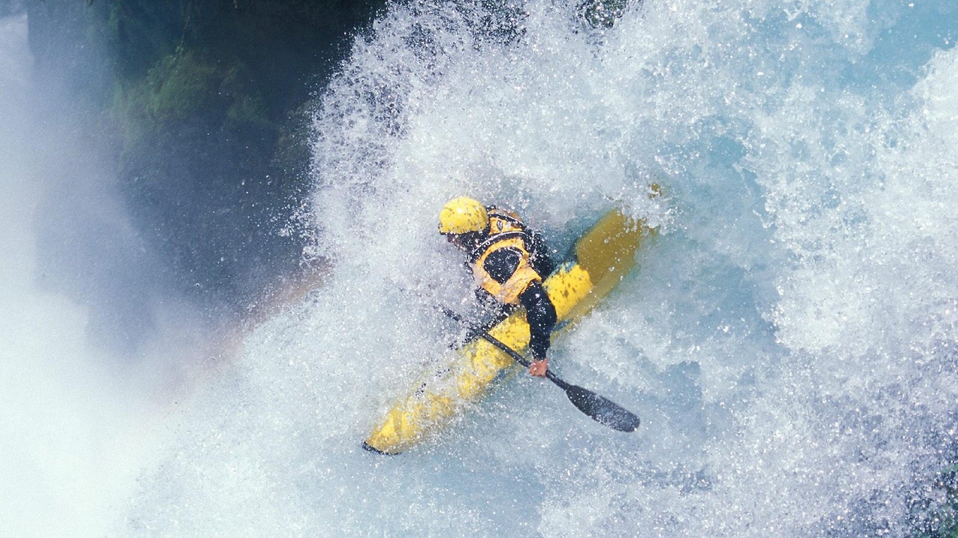 北欧神话续写,芬兰压哨绝杀马德里竞技,穆勒点燃赛场引爆奇迹之夜